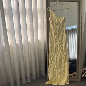Elegant Yellow One-Shoulder Dress
